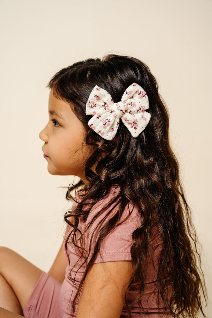 Adventure Bow - Dusty Rose Daisy