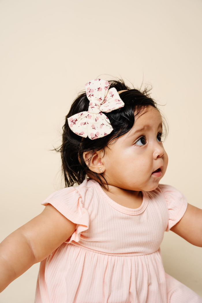 Adventure Bow - Dusty Rose Daisy