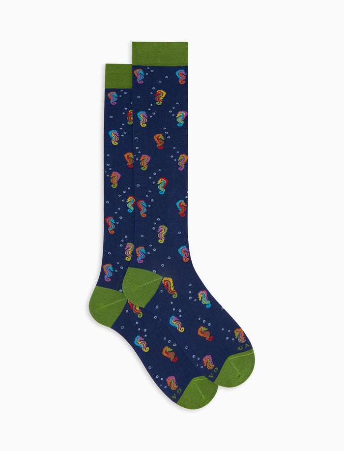 Calze lunghe uomo cotone fantasia cavallucci marini su fondo blu - Gallo 1927 - Official Online Shop