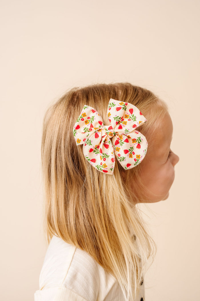 Heirloom Bow - Red Floral