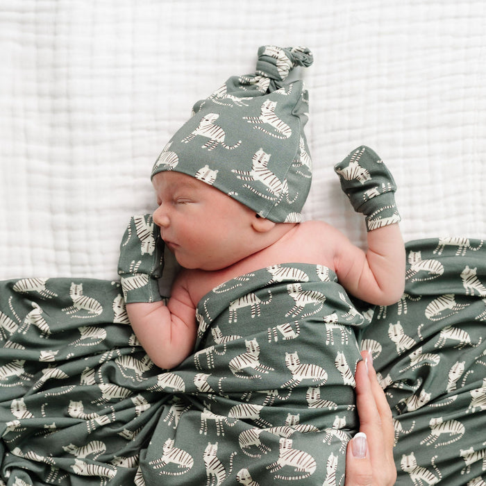 Kai Top Knot Hat