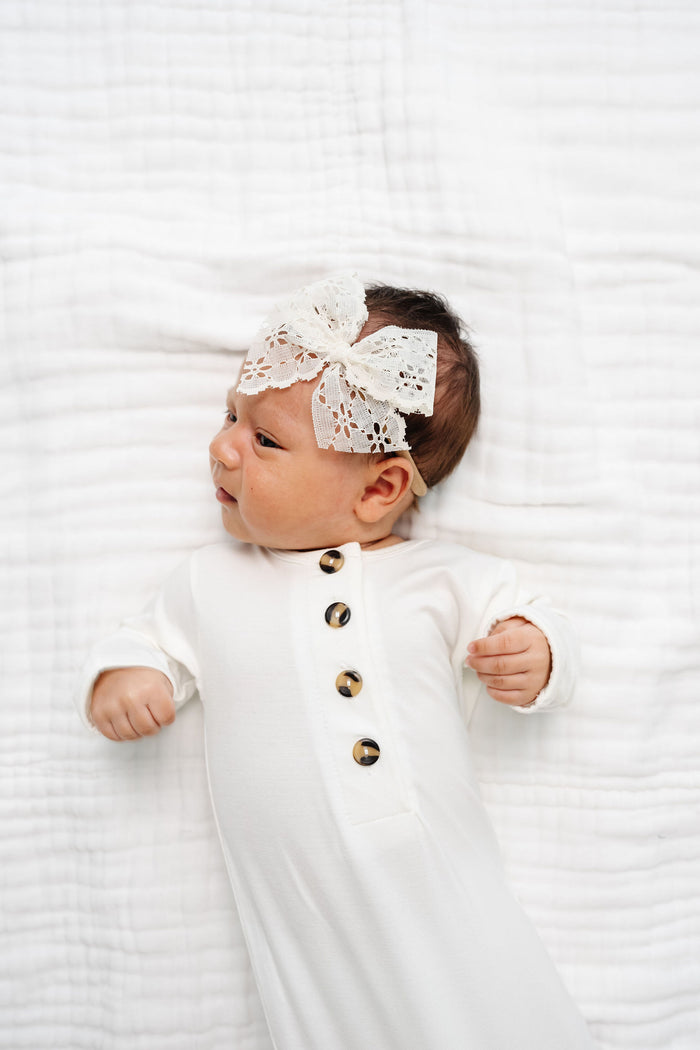 Lace Bow - Ivory Daisy