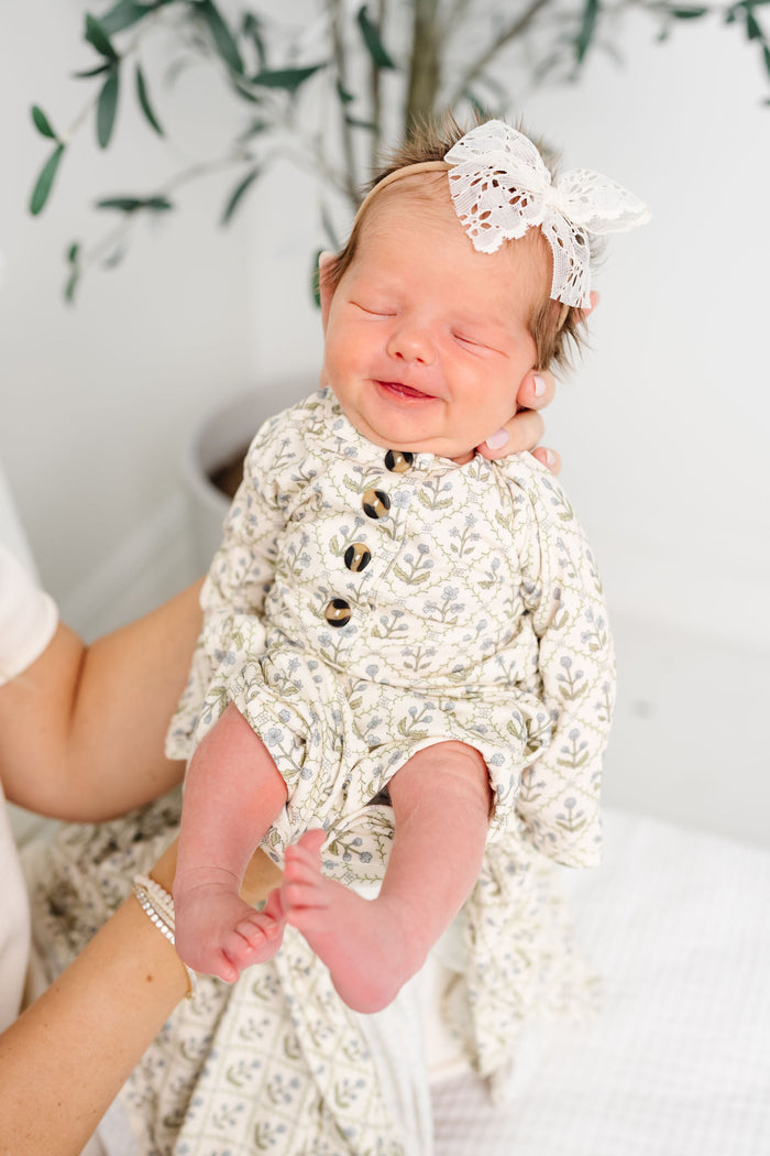 Lace Bow - Ivory Daisy