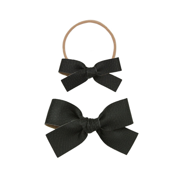 Leather - Raven Bow