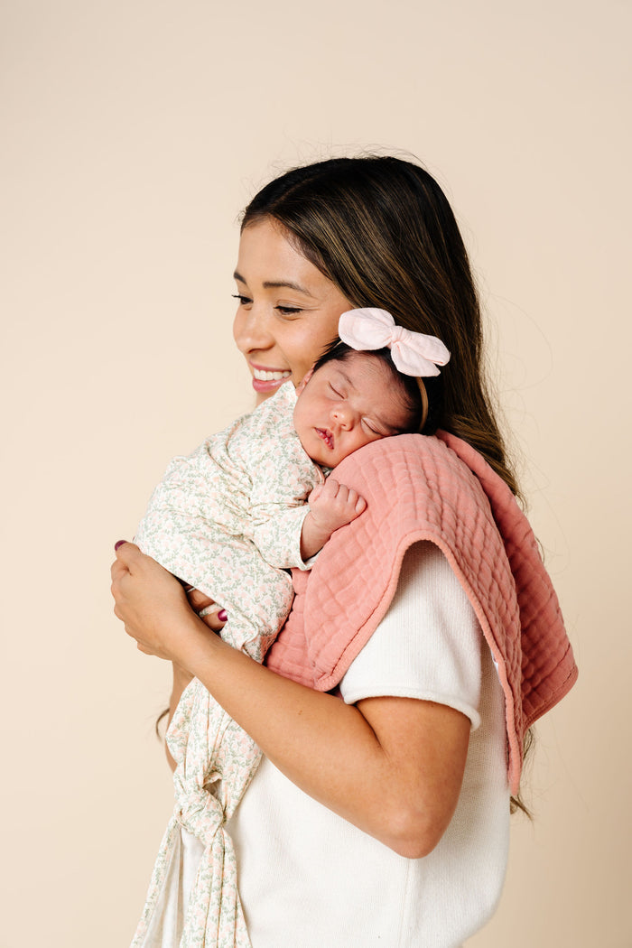 Newborn Gift Bundle: Rachel