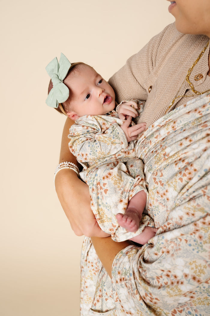 Pearl Newborn Headband Bundle (Gown)