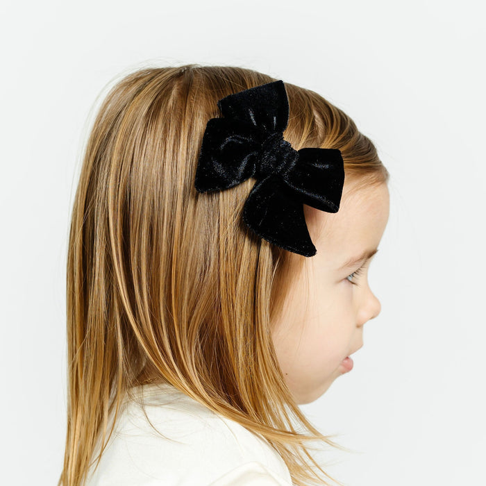 Velvet - Black Bow