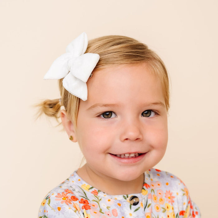 Velvet - Ivory Bow