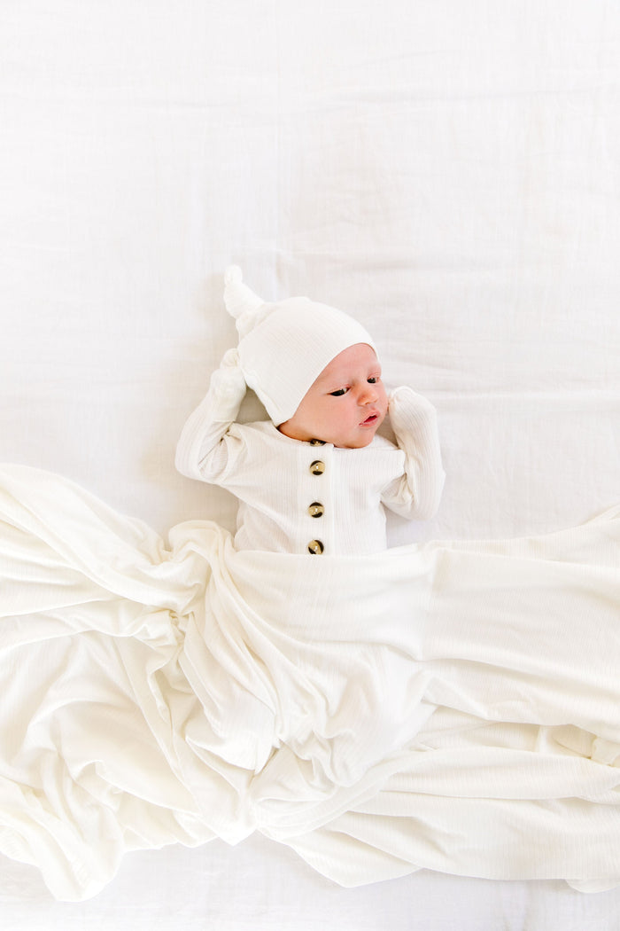 Wren Ribbed Newborn Hat Bundle (Top + Bottom)